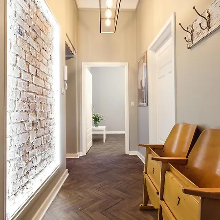Boutique Zlota 65a * Warsaw